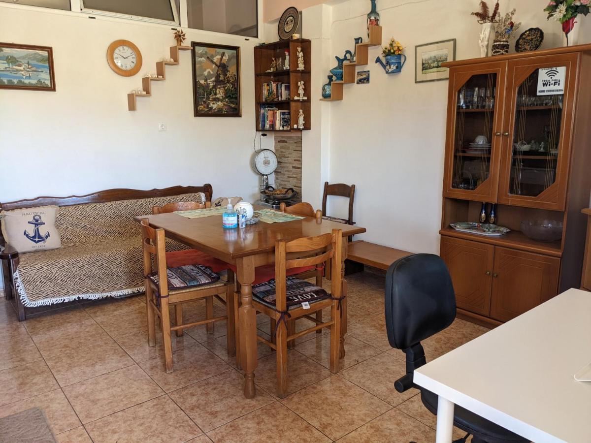 Modern 1-Bedroom With Bbq & Roof Garden Near Beach Stalós Buitenkant foto