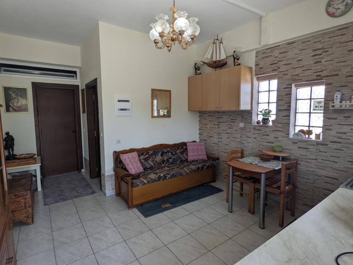 Modern 1-Bedroom With Bbq & Roof Garden Near Beach Stalós Buitenkant foto