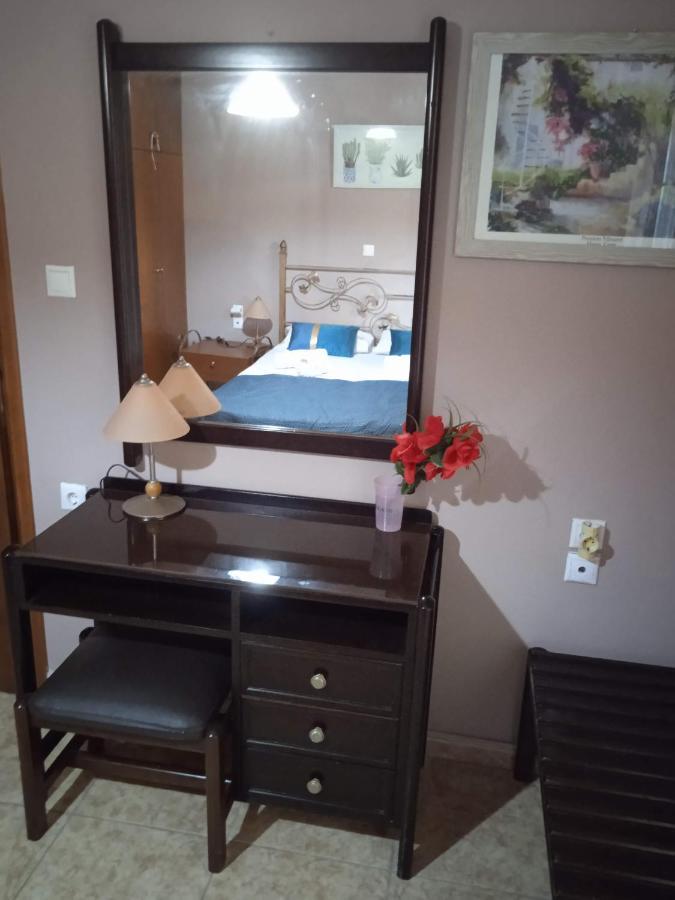 Modern 1-Bedroom With Bbq & Roof Garden Near Beach Stalós Buitenkant foto